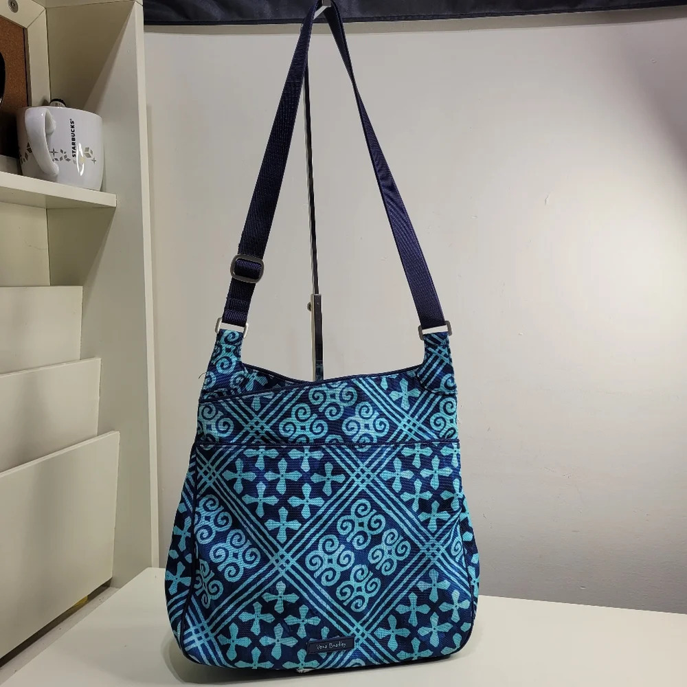 Vera Bradley Crossbody Shoulder Bag in Retired Cuban Tile Print Blue LIKE NEW